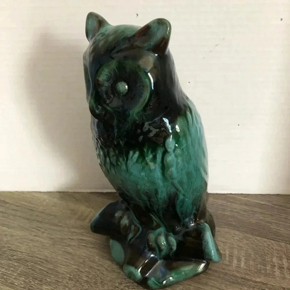 Vintage Blue  Mountain Pottery Owl - Picture 3 of 12